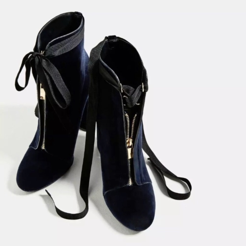 Zara velvet navy blue booties